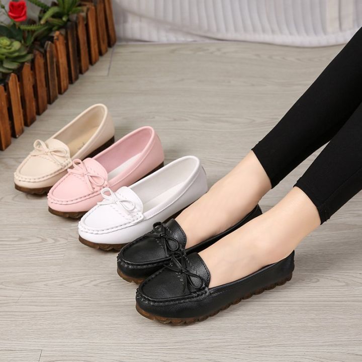 Flat women's single shoes, soft soles, beanie shoes, soft leather casual cow tendon soles, mom shoes, small white shoes, light work shoes, tide