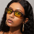 Shading UV400 Protective Glasses Small Frame Retro Women's Rectangular Fashion Summer. 