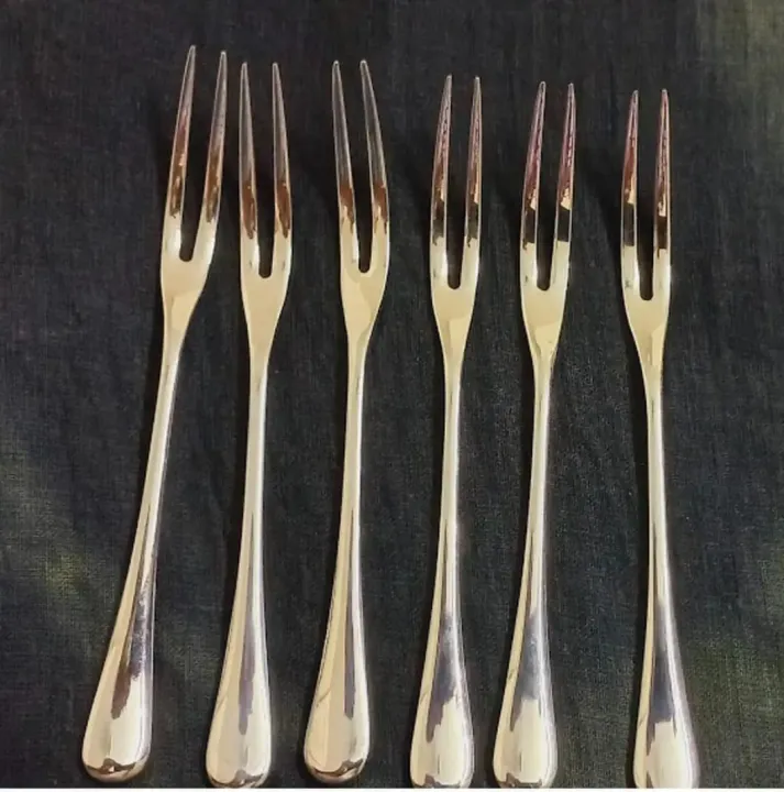 Table%20Dinner%20Fork%206-Piece%20Set%20-%20Elevate%20Your%20Dining%20Experience%20With%20This%20Set%20Of%20Six%20High-Quality%20Dinner%20Forks,%20Perfect%20For%20Enjoying%20Meals%20With%20Family%20And%20Friends%20-%20Image%202