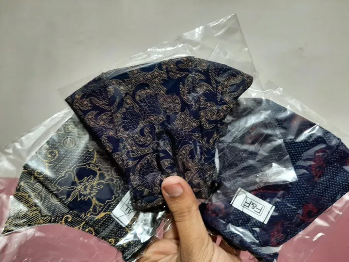 Stylish%20Cotton%20fabric%202Layer%20Printed%20Face%20Mask%20Size%20Adjustable-%201pcs%20-%20Image%203