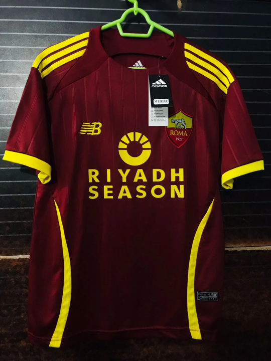 AS Roma Jersey - Player Edition Jersey - Associazione Sportiva Roma Football Club - Home/Away Kit - Special Fans Version Jersey Club Jersey 202425 - Thai Fabrics - Short Sleeve - New Football Jersey - UEFA Champions League 2024 Design - Premium