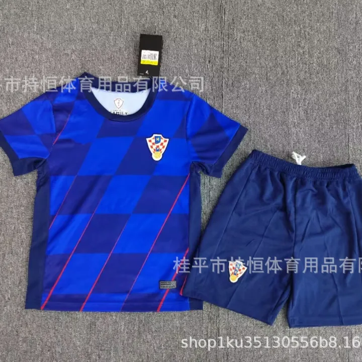 ew%202024%20Cup%20ational%20eam%20Football%20Jersey%20ids%20Adult%20Fans%20er%2024/25%20Croatia%20Jersey%20-%20Image%204