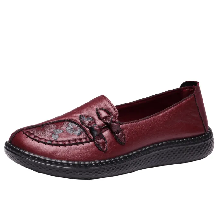 2023New%20Old%20Beijing%20Cloth%20Shoes%20Women's%20Soft%20Bottom%20Comfortable%20Non-Slip%20Waterproof%20Leisure%20Versatile%20Middle-Aged%20and%20Elderly%20Mother%20Shoes%20-%20Image%204