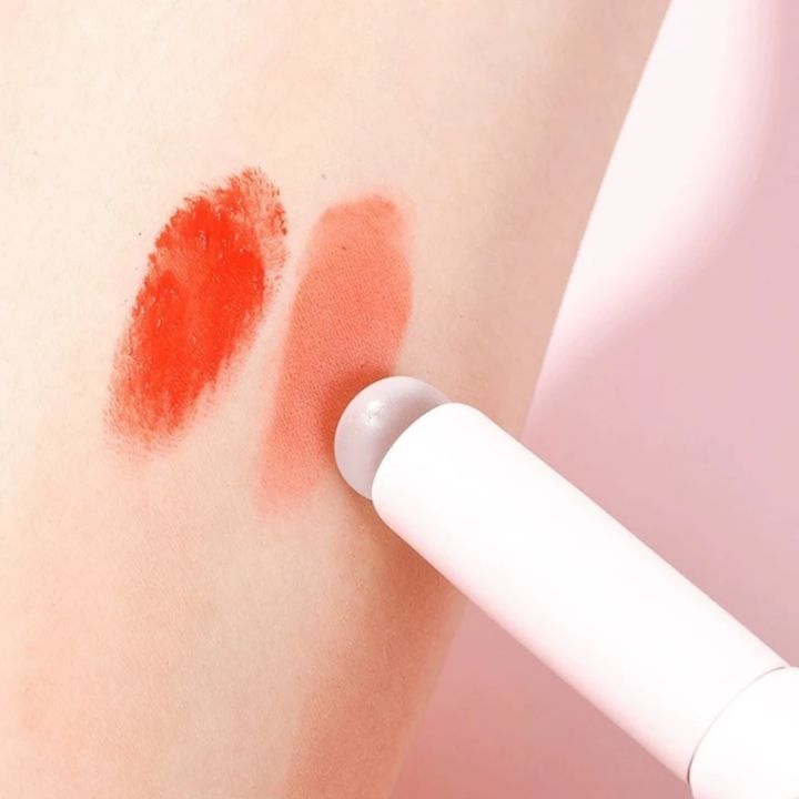 Upgrade%20Silicone%20Lip%20Brush%20With%20Cover%20Angled%20Concealer%20Brushes%20Lip%20Balm%20Lip%20Gloss%20Round%20Head%20Concealer%20Brushes%20Make%20Up%20Brushes%20-%20Image%203