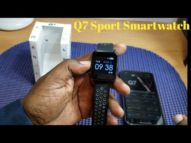 Q7%20Smartwatch%20wireless%20charging%20-%20Image%203