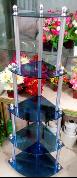 Glass%20and%20aluminium%20corner%20self%20-%20Image%205