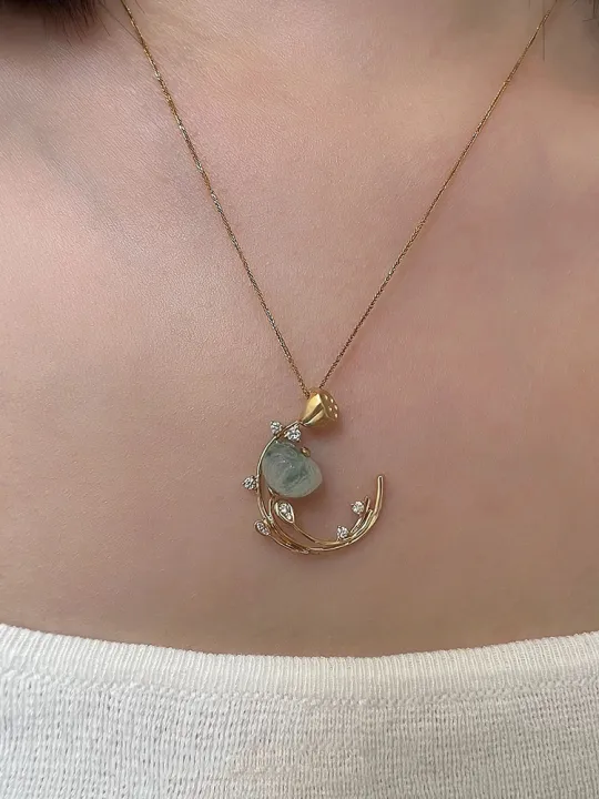 Jinpeng%20Yulu%20new%20Chinese%20imitation%20jade%20crescent%20necklace%20light%20luxury%20niche%20ancient%20style%20national%20style%20clavicle%20chain%20-%20Image%205