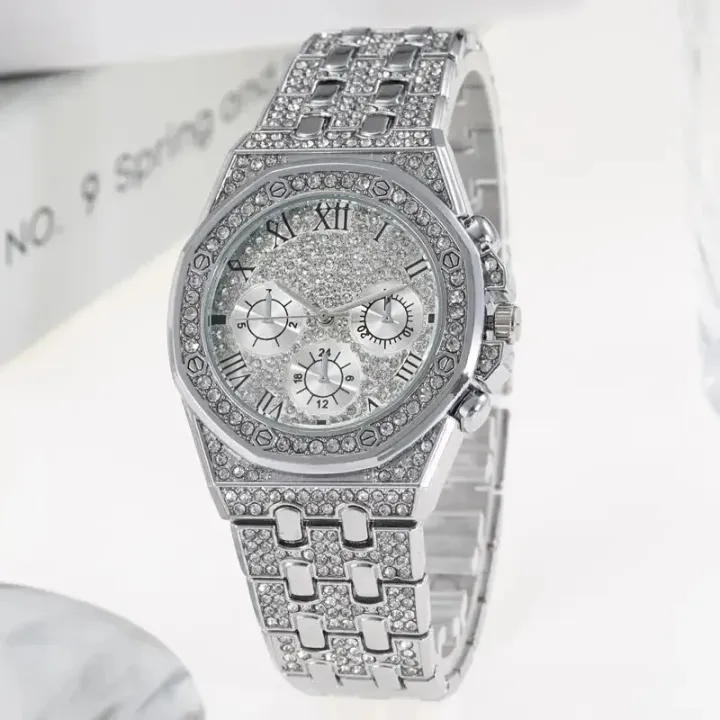 Luxury%20Brand%20Diamond%20Women's%20Gold%20Watch%20with%20Rhinestone%20Bracelet%20-%20Image%206