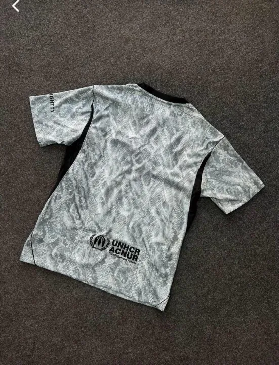 FC%20Barcelona%202026/27%20away%20jersey%20Player%20Version%20(Half%20Sleeve)%20Jersey%20-%20Image%206
