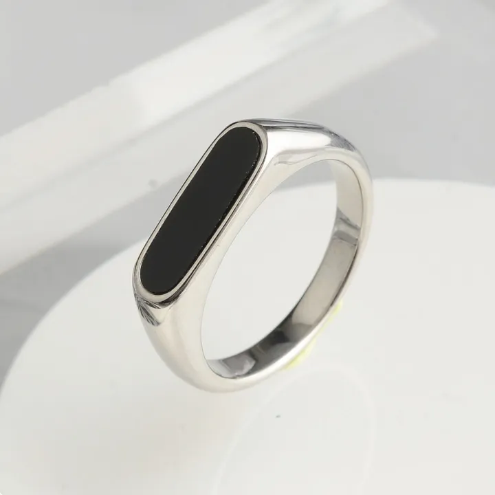Stylish%20Stainless%20Steel%20Finger%20Ring%20for%20Men%20-%20Image%204
