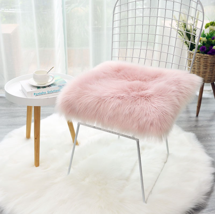 Soft%20Fluffy%20Faux%20Fur%20Sheepskin%20Rug%20Washable%20Carpet%20for%20Home%20Decoration%2040x40cm%20White%20-%20Image%203