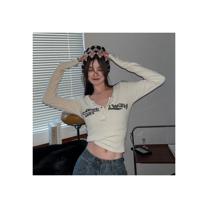 Sweet%20and%20Spicy%20T%20T-shirt%20Women's%20Half-Open%20Collar%20Button%20Short%20Navel%20Letter%20Print%20Slim%20Fit%20Fashion%20ins%20Hot%20Girl%20Long-Sleeved%20Shirt%20Autumn%20-%20Image%206