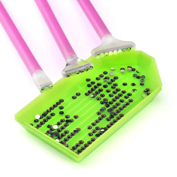 Delicate%20product%20DIY%20Diamond%20Painting%20Tool%20Kits,%20ABS%20+%20Silicone%20Materials%20Including%20Tweezers,%20Diamond%20Disk,%20Glue,%20Pen,%20and%20Bags%20for%20DIY%20Art%20Craft%20(22PCS)%20-%20Image%206