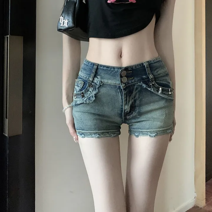 American%20Hot%20Girl%20Liu%20Ding%20Low%20Waist%20Denim%20Super%20Short%20Shorts%20Women's%20Summer%20New%20Slim%20Slimming%20Sheath%20Hot%20PantsinsTide%20-%20Image%202
