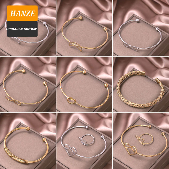 Stainless%20steel%20jewelry%20wholesale,%20women's%2018K%20gold%20titanium%20steel%20small%20waist%20bracelet,%20zircon%20shiny%20design%20bracelet%20-%20Image%204