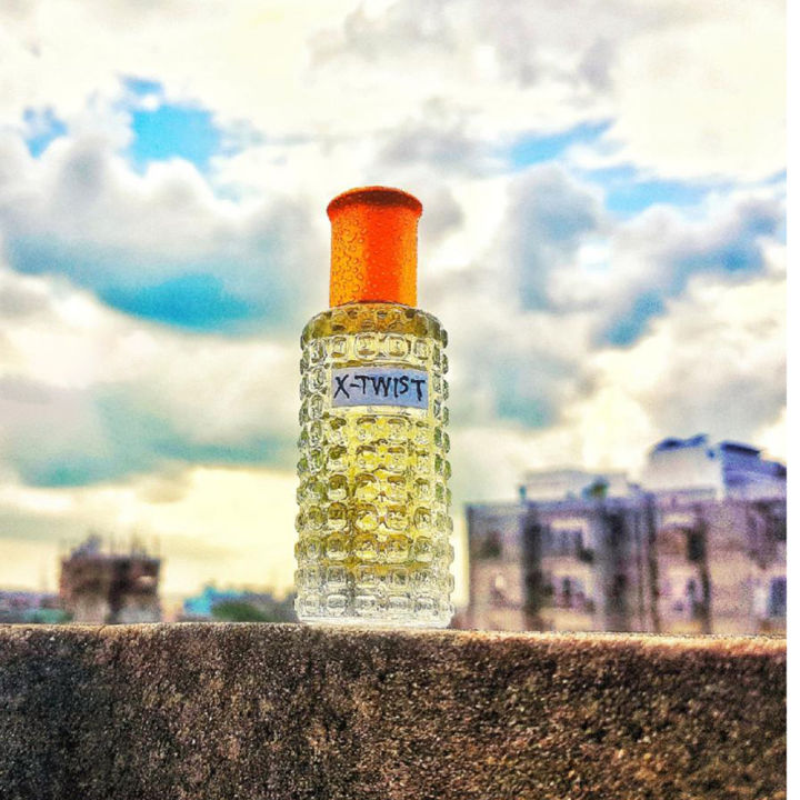 X-Twist(একবার জামায় লাগালে ৮-২ ঘন্টা থাকে)Premium Quality halal attar/Imported Fragrance/Attar Pack exclusive smell X-Twist flavour/RT perfume Ator