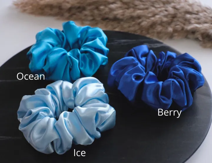 3%20Pcs%20%20helpful%20%20Silk%20Scrunchie%20Hair%20Band%20Bracelet%20Set%20For%20Grils%20-%20Image%202