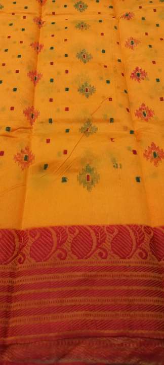 Gaye%20Holuder%20Sari%20-%20Tater%20Half%20Silk%20Sharee%20-%20Kom%20Dame%20Valo%20Maner%20Tat%20Shari%20-%20Budget%20Friendly%20Shares%20-%20Tat%20Share%20-%20%20Holuder%20Sharees%20-%20Biyar%20Gaye%20Holuder%20Saree%20-%20Paka%20Rong%20-%2012%20Hand%20Saree%20-%20Image%203