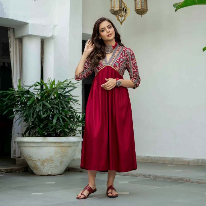 Maroon%20V%20Neck%20Gathered%20Dress%20(%20Full%20Stitch%20Dress%20)%20k49%20-%20Image%203