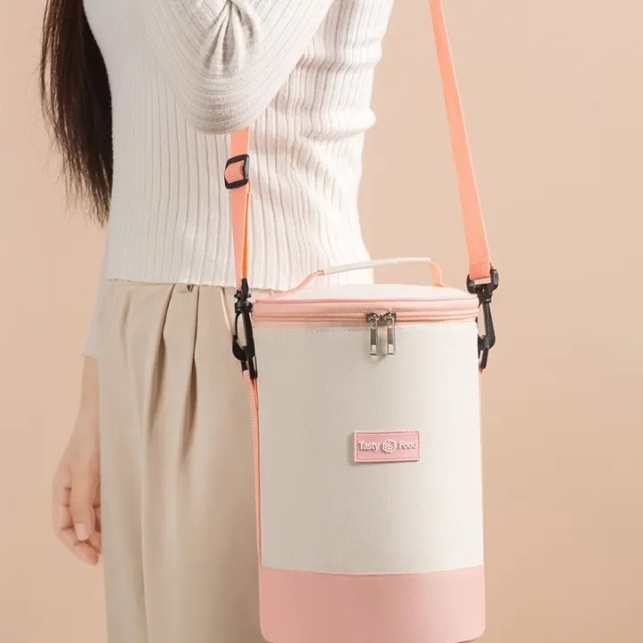 New%20cylindrical%20insulated%20bag%20shoulder%20strap%20round%20multi-layer%20lunch%20box%20bag%20for%20office%20workers%20going%20to%20school%20hand-held%20crossbody%20bento%20bag%20-%20Image%202