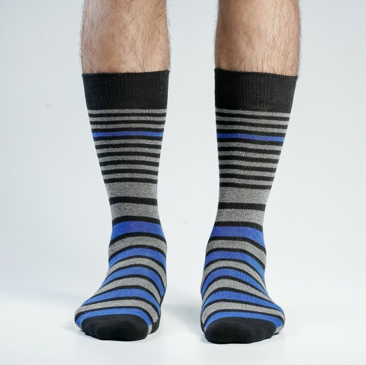 Premium%20Long%20Socks%20For%20Men%20-%20Image%204