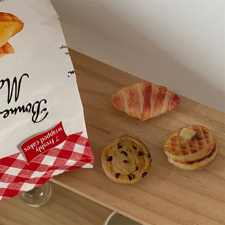 Cute%203D%20Butter%20Toast%20Cookies%20Phone%20Grip%20Tok%20Griptok%20Korea%20Holder%20Ring%20For%20iPhone%20Samsung%20Accessories%203D%20Food%20Phone%20Stand%20Holder%20-%20Image%203