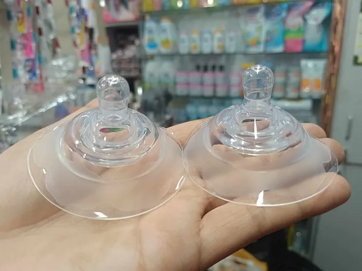 2Pcs%20Premium%20NippleShield%20for%20New%20Mom%20Convenient%20NippleCover%20-%20Image%208
