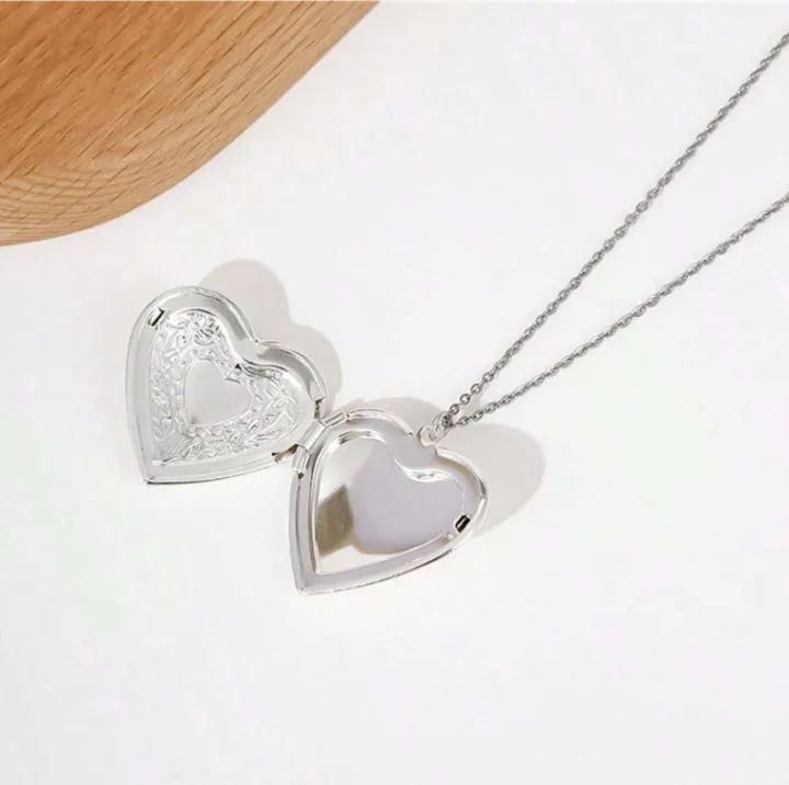 Valentine%20Lover%20Gift%20Heart%20Shaped%20Friend%20Lover%20Necklace%20Photo%20Picture%20Locket%20Heart%20Shaped%20For%20Women%20Girlfriend%20Gift%20-%20Image%206