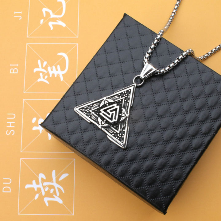 New%20domineering%20viking%20jewelry%20triangle%20symbol%20stainless%20steel%20pendant%20necklace%20pendant%20submythology%20necklace%20men's%20necklace%20-%20Image%204