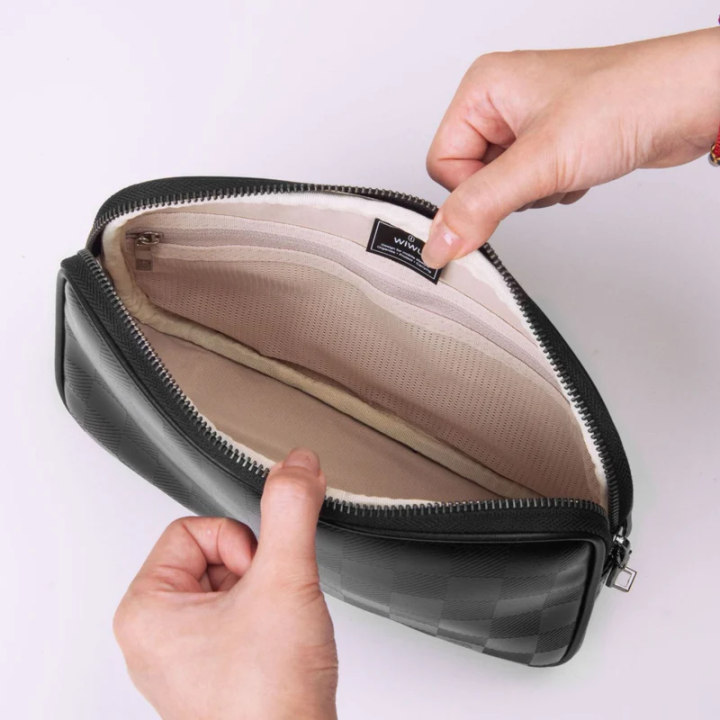 WIWU%20Phantom%20Numeric%20Clutch%20Bag%20Lite%20-%20Black%20-%20Image%204
