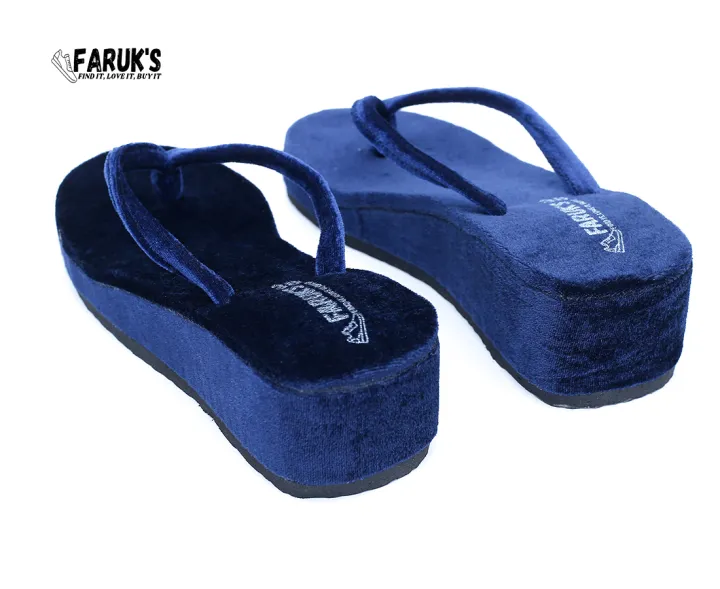 New%20Trendy%20Women%20And%20Girls%20Flat%20Sandals%20For%20Casual%20Look%20In%20Slide%20Kickonn%20sandals%20,Slide,Clogs%20and%20designable%20sandals%20for%20Women's%20and%20Girl's,%20Women's%20sandals%20,%20summer%20shoes,%20beach%20shoes%20-%20Image%208