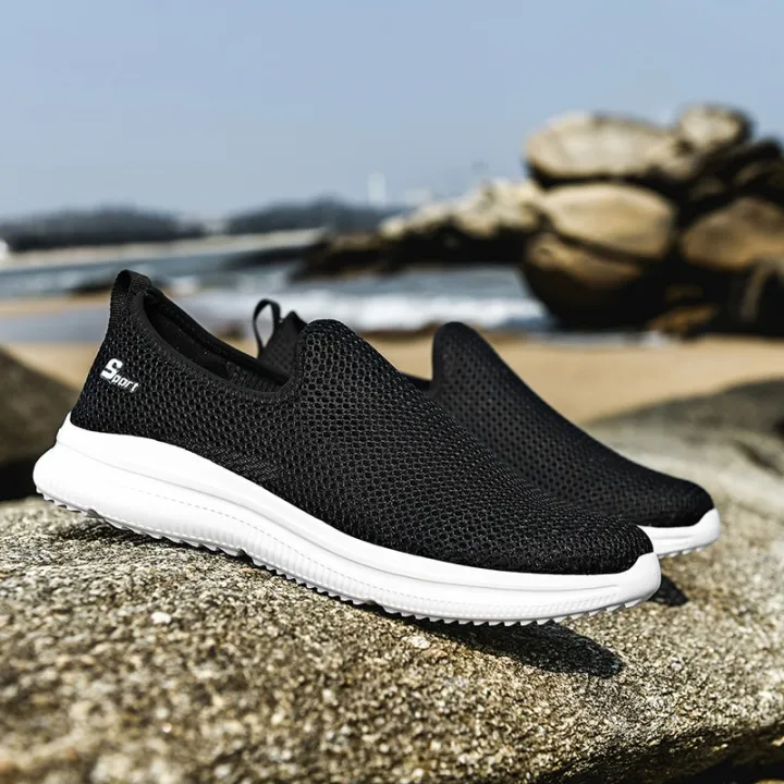 2021%20New%20Light%20Sneakers%20Shoes%20Men%20Loafers%20Light%20Walking%20Breathable%20Summer%20Mesh%20Slip-On%20Men%20Running%20Shoes%20Casual%20Shoes%20size%2036-47%20-%20Image%204