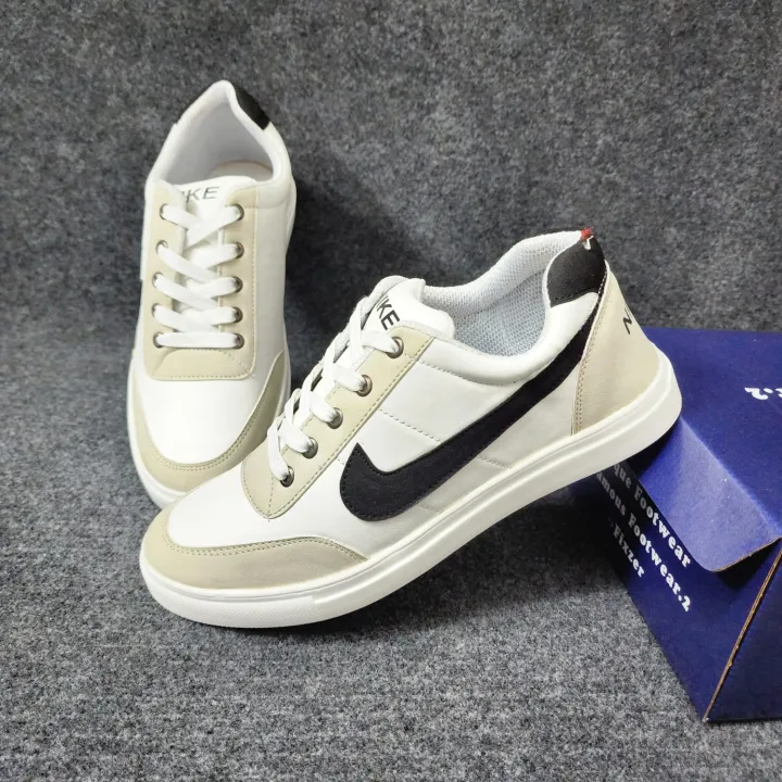 Hot%20Collection%20Stylish%20and%20Fashionable%20Winter%20and%20Summer%20Exclusive%20Sneakers%20Converse%20Shoes%20for%20Men%20-%20Image%204