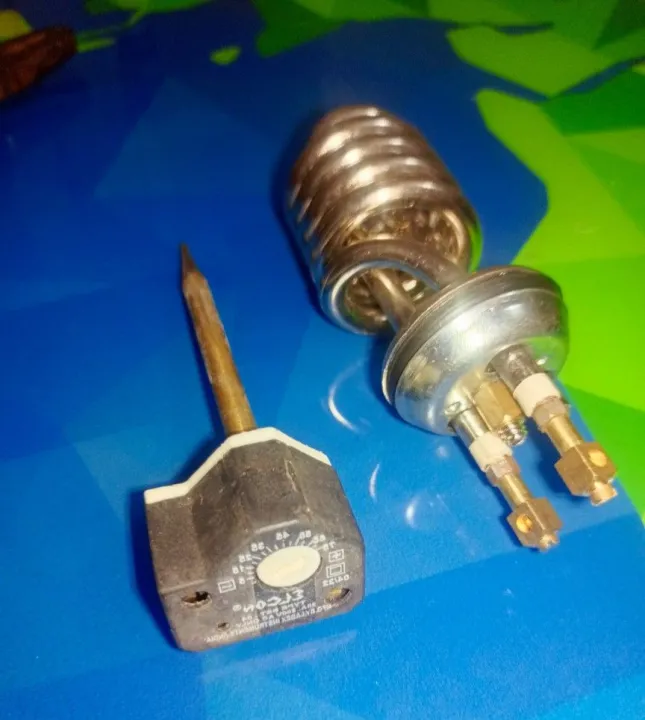 Instant%20Water%20Geyser%20Element%20with%20Thermostat%20Pipe%203000%20Watt%20Immersion%20Heater%20Rod%20%20(Copper)%20-%20Image%206