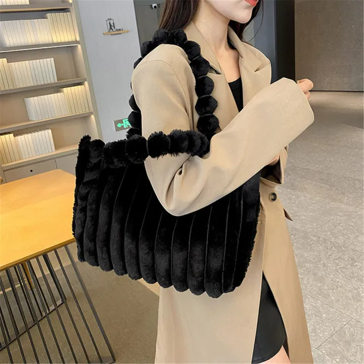 Fluffy%20Tote%20Bag%20Faux%20%20%20Shoulder%20Purse%20Plush%20Handbag%20Winter%20Soft%20Fuzzy%20Top%20Handle%20Handbag%20Puffer%20Hobo%20Bag%20-%20Image%208