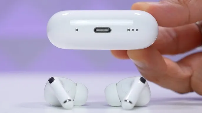 Airpods%20Pro%202nd%20Gen%20Charging%20Bluetooth%20Headphone%20-%20Image%203