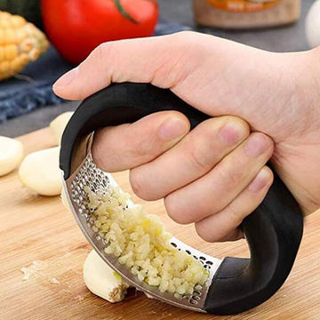 Garlic%20Press%20Cutter%20,%20Stainless%20Steel%20&%20Black%20Garlic%20Press%20Metal%20Ginger%20Garlic%20Chopper%20Crusher%20Garlic%20Cutter%20Creative%20Hand%20Press%20Garlic%20Tools%20Kitchen%20Gadgets.%20-%20Image%202