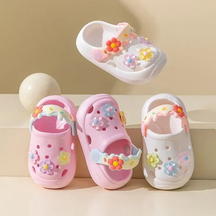 Summer%20Childrens%20Slippers%20Baby%20New%20Cute%20Flowers%20Soft%20Sole%20Sandals%20Indoor%20Soft%20Anti%20Slip%20Girl%20Sandals%20Hole%20Shoes%20Kids%20Beach%20Shoes%20-%20Image%202