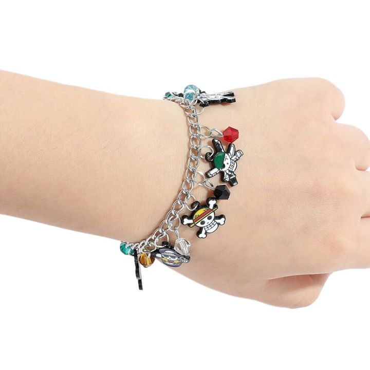 Anime%20ONE%20PIECE%20Charms%20Bracelets%20Cartoon%20Figure%20Monkey%20D.%20Luffy%20Fashion%20Pendant%20Hand%20Chains%20for%20Men%20Women%20Jewelry%20Gifts%20-%20Image%203