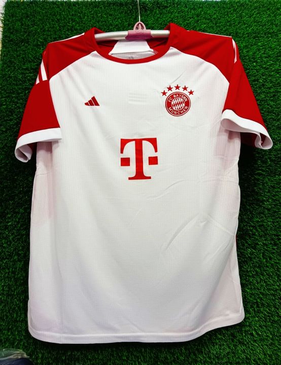 F.C%20Bayan%20Munich%20Football%20Club%20Jersey%202022%20-%20Premium%20Quality%20-%20Jersey%20-%20Image%202