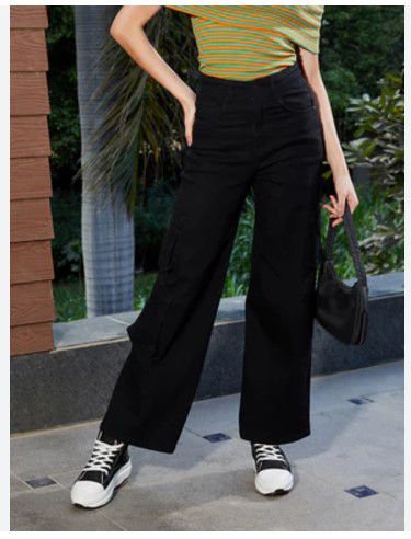 Denim%20Plazzo%20pant%20Stylish%20new%20Trendy%20look%20Jeans%20Pant%20For%20Women%20-%20Image%204