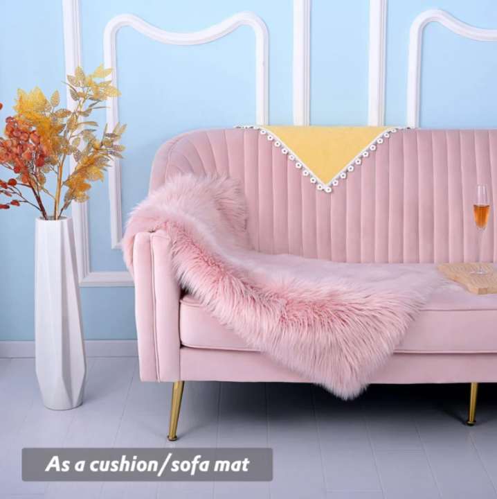 Fluffy%20Fur%20Carpet%20Rugs,%20Soft%20Hairy%20Fur%20Rugs%20Washable%20Faux%20Fur%20Rug%20For%20Kids%20Bedroom%20Home%20Decoration%20Sofas%20Cushions%20Mat%20Soft%20Carpet%20Sheepskin%20Rug%20(1pc%20,%203x2%20feet)%20-%20Image%208