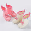 Star chasing foot new bow girls children's rain boots, water shoes, rubber shoes, rain boots, kindergarten treasure spot one piece delivery. 
