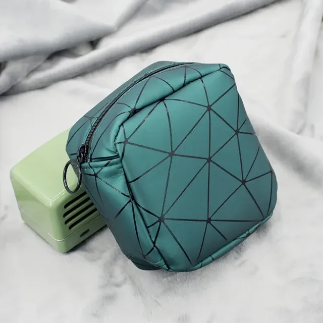 Girl's%20Heart%20Portable%20Small%20Bag%20Sanitary%20Cotton%20Storage%20Bag%20Portable%20Cosmeticss%20Bag%20PU%20Leather%20-%20Image%202