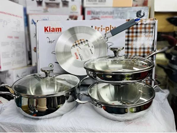 KIAM%20NATURAL%20TRI-PLY%20STAINLESS%20STEEL%20COOKWARE%207-PIECE%20SET-%20KARAI%2026%20CM,%20CASSEROL%2026%20CM,%20RUTI%20TAWA%2026%20CM,%20FRY%20PAN%2024%20CM%20-%20Image%202