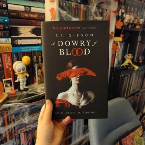 A%20Dowry%20of%20Blood%20%20(%20%20A%20Dowry%20of%20Blood%20#1%20%20)%20%20-%20book%20-%20book%20by%20S.T.%20Gibson%20%20(%20%20Premium%20Paper%20and%20Matte%20Cover%20%20)%20-%20Image%204