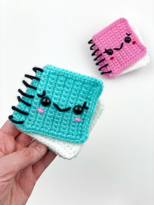 Premium%20Cotton%20Yarn%20for%20Crocheting%20&%20Knitting%20%E2%80%93%20Soft%20Durable%20Medium%209%20Ply%20Thread%20%7C%2055g%20Craft%20Yarn%20for%20DIY,%20Macram%C3%A9,%20Sweater%20&%20Home%20D%C3%A9cor%20Projects%20-%20Image%203