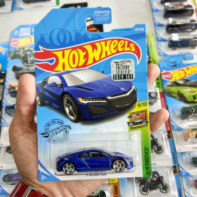 Hot%20Wheels%202023%20Release%20(Mainline)%20JDM%2017%20Acura%20NSX,%20Scale%20-%201:64%20-%20Image%206