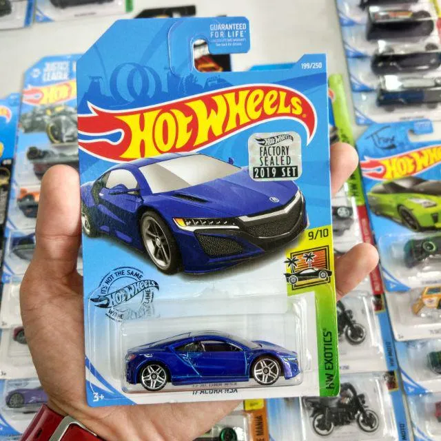 Hot%20Wheels%202023%20Release%20(Mainline)%20JDM%2017%20Acura%20NSX,%20Scale%20-%201:64%20-%20Image%206