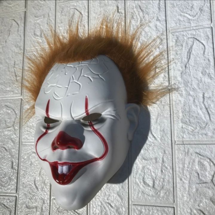 Unique%20Design%20Halloween%20Cos%20Pennywise%20PVC%20Mask%20for%20Haunted%20Parts%20and%20Events,%20Halloween%20Horror%20Character%20Mask%20-%20Image%204